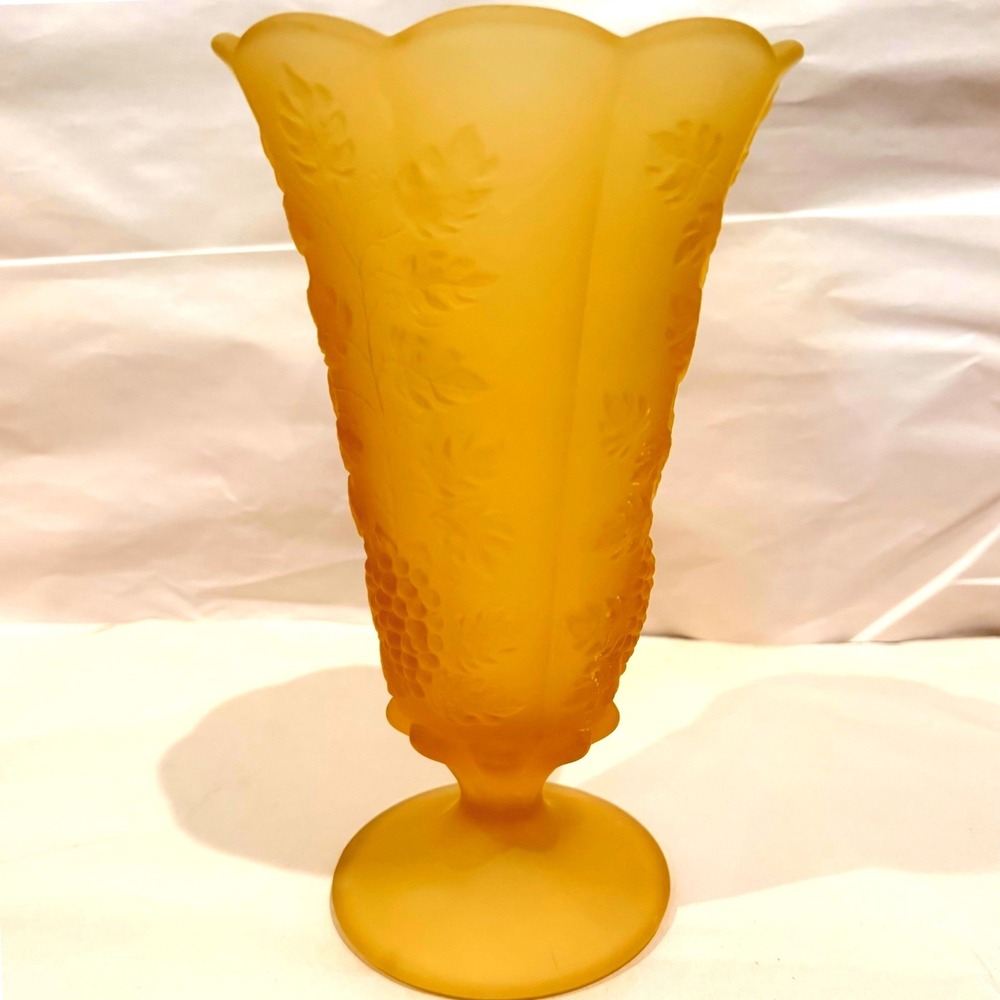 Vintage Westmoreland Paneled Grape Yellow Mist Satin Glass Footed Vase 9" MCM